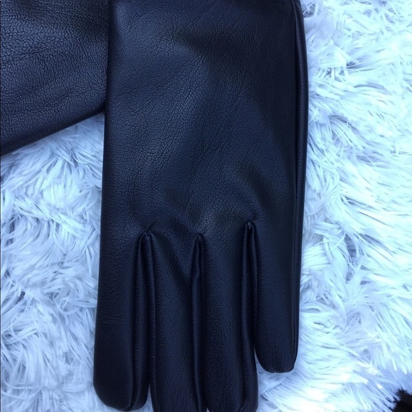 Men’s Van Heusen NWT black faux leather (#9 l/xl #10 m/L) - Picture 2 of 7